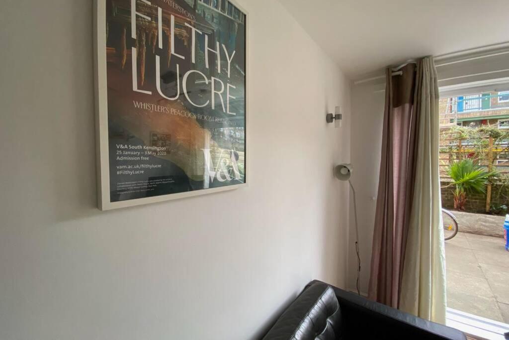 Two Bedroom Garden Flat in Zone 2 Londen Buitenkant foto